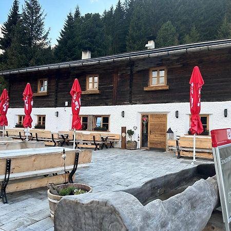 Hotel Peer Alm Navis Exteriér fotografie