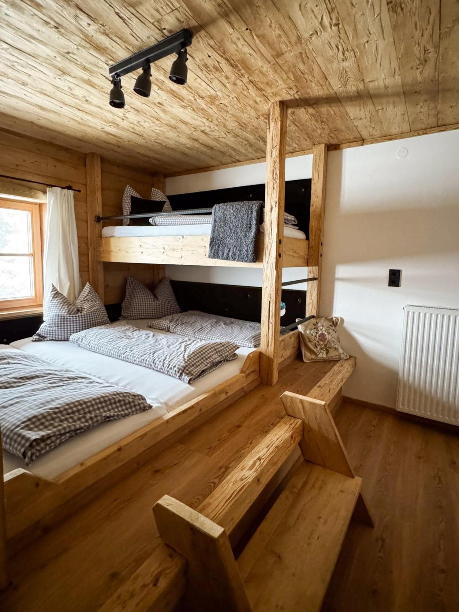 Hotel Peer Alm Navis Exteriér fotografie