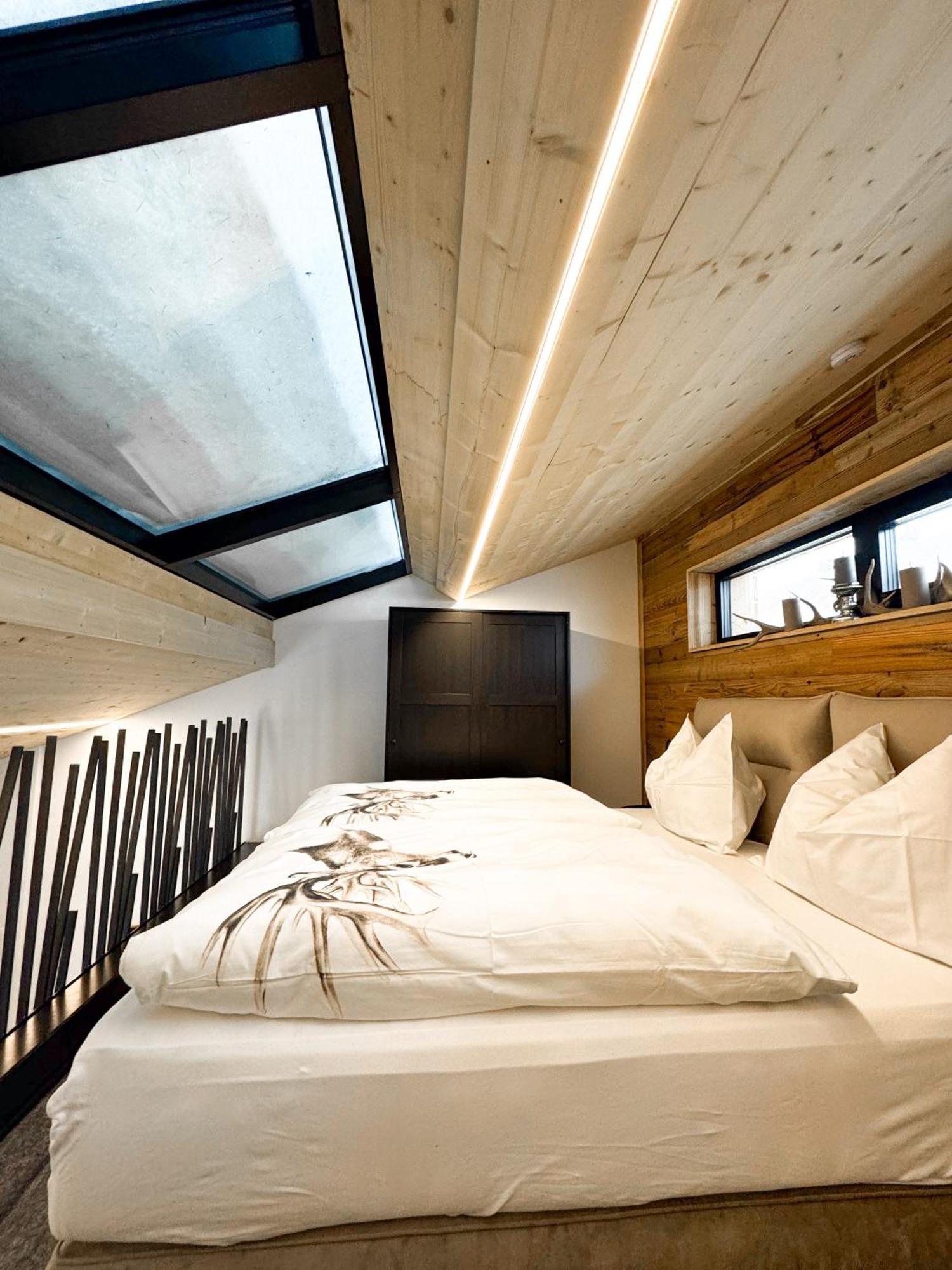 Hotel Peer Alm Navis Exteriér fotografie